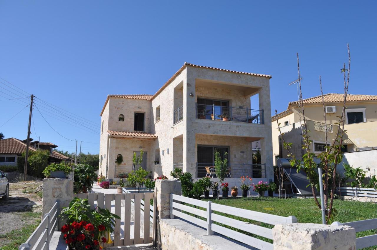 Liri'S Apartments Kalamákion المظهر الخارجي الصورة