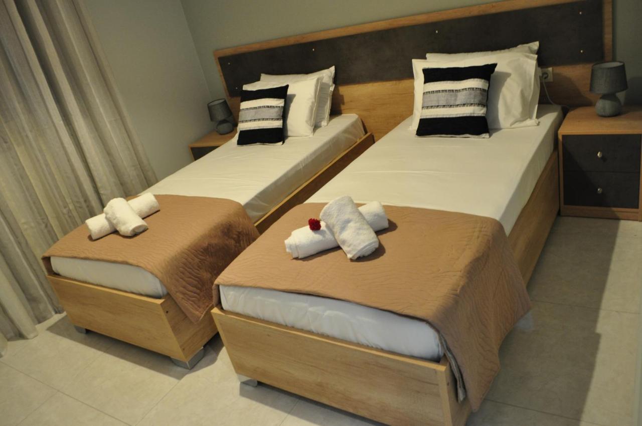 Liri'S Apartments Kalamákion المظهر الخارجي الصورة