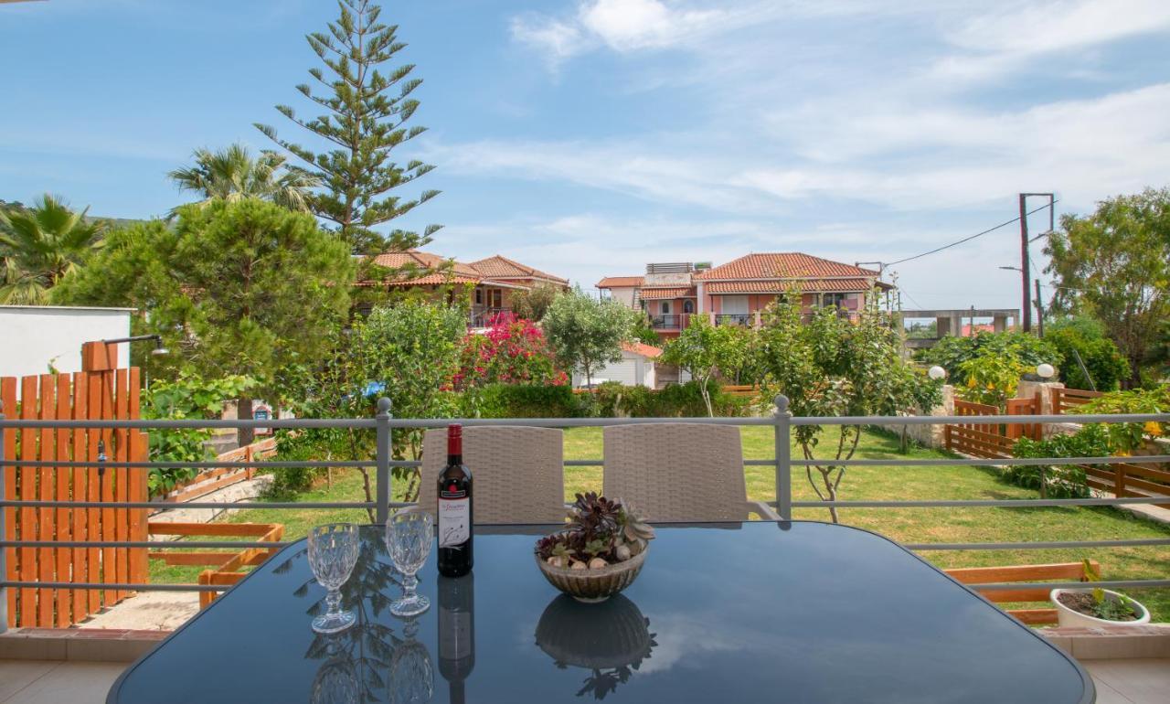 Liri'S Apartments Kalamákion المظهر الخارجي الصورة