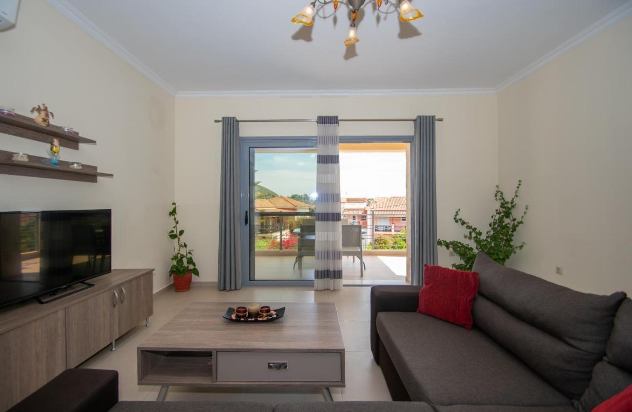 Liri'S Apartments Kalamákion المظهر الخارجي الصورة