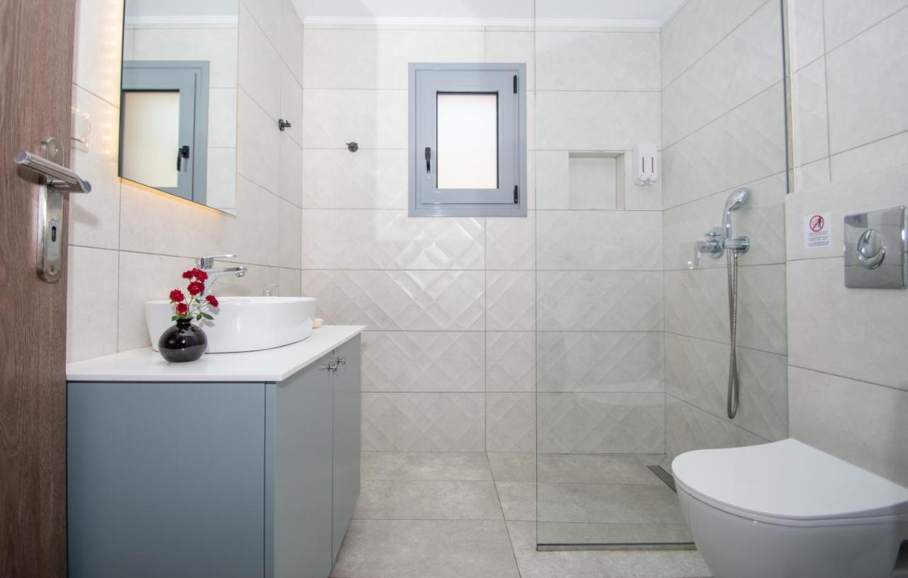 Liri'S Apartments Kalamákion المظهر الخارجي الصورة